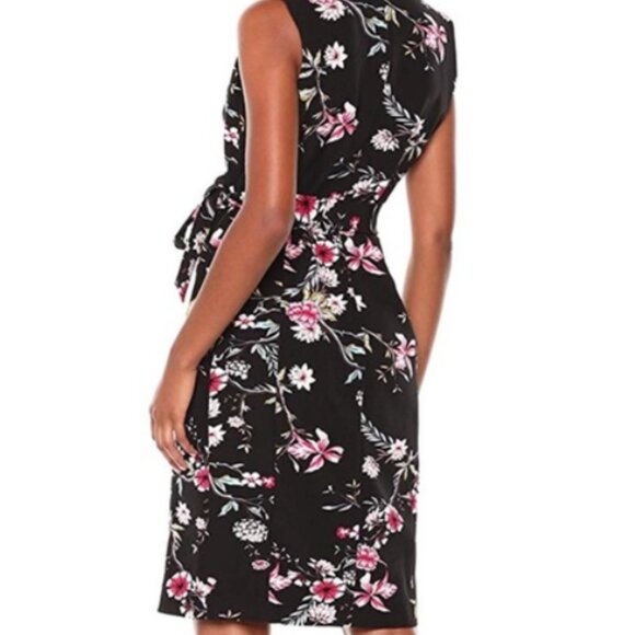 Calvin Klein Dress - Black Floral with Belt - Size 2 P Petite - Picture 3 of 8